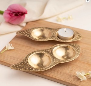 Nuevo portavelas decorativo para el hogar en forma cilíndrica grabado de Metal decorativo votivo en acabado rústico para hotel en casa - Product Image 5
