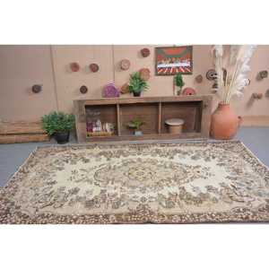 5.1x9.1 ft Vintage Rug, <b>Brown</b> Persian Turkish Rug <b>Wool</b> - Product Image 2