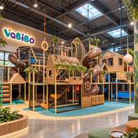 Équipement de terrain de jeux intérieur commercial multi-tours avec ponts tubulaires, toboggans, piscine à balles, labyrinthe d'escalade et jeux interactifs pour FEC