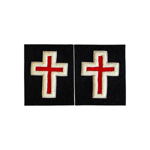 Manchettes maçonniques de haute qualité, croix des Chevaliers Templiers, brodées en moiré noir, nouveau style, en tissu à coudre ou à fixer par aimant - Product Image 1