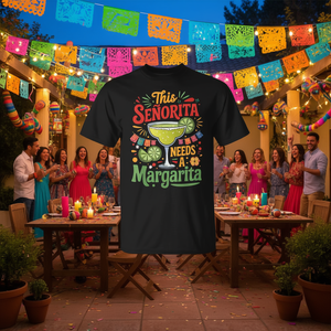 Camiseta Promocional de Tequila para el Cinco de Mayo con Diseño 'Esta Señorita Necesita una Margarita' - Product Image 3
