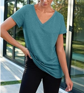 T-shirts pour hommes à manches courtes respirants, couleur unie, col en V, mélange de polyester et de coton, qualité supérieure personnalisée, vente en gros OEM ODM - Product Image 3