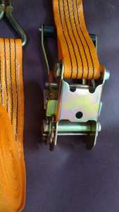 Sangle d'arrimage à cliquet robuste Ceinture d'arrimage réglable en polyester pour sécuriser la cargaison et les charges - Product Image 2