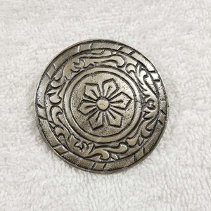 Broches en laiton antivol médiévales Ingwaz TT-7796 style national avec fermeture à couvercle - Product Image 1
