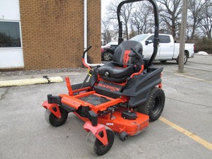 Tondeuse à gazon professionnelle à essence Bad Boy Lawn Mower Maverick B10-250 - Product Image 2