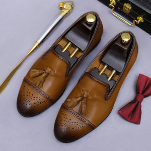 Zapatos Oxford de Cuero Grabados Formales para Hombre, de Alta Calidad, Hechos a Mano con Tres Juntas Goodyear, Estilo Casual de Negocios, Siempre a la Moda - Product Image 1
