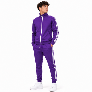 Conjunto Deportivo Personalizado Color Morado, Ropa Deportiva Transpirable, Chaqueta Ligera con Cierre y Pantalones Jogger - Product Image 2