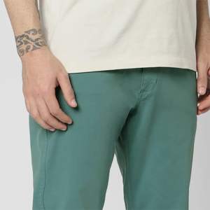 Joggers extensibles à flexibilité avancée pour hommes-conçus pour les entraînements de haute intensité, favorisant les mouvements et l'entraînement optimaux - Product Image 5