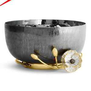 Cuenco para servir de metal decorativo respetuoso con el medio ambiente con hermoso cuenco redondo de soporte dorado para decoración de bodas - Product Image 2