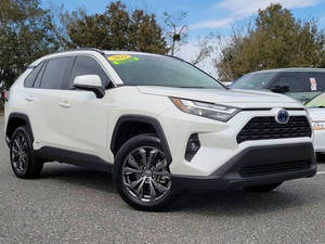โตโยต้า RAV4 ไฮบริด XLE ปี 2022 สภาพดีเยี่ยม มือสอง - Product Image 4
