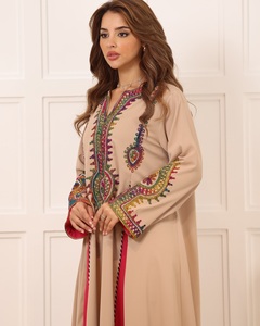 Abaya de satén de lujo personalizada al por mayor para mujer, vestido islámico turco pequeño con mangas con volantes, abaya estilo Dubái para musulmanes - Product Image 5
