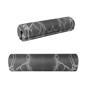Almohadilla de espuma para barra de pesas, para sentadillas y empujes de cadera, proporciona amortiguación para el cuello y los hombros durante el entrenamiento - Product Image 1