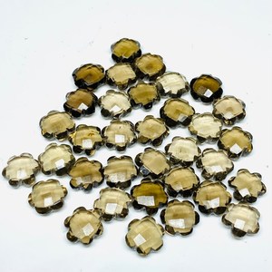 Piedra Preciosa Suelta de Cuarzo Ahumado Tallada a Mano en Forma de Flor de 10 mm para Joyería y Artesanía - Product Image 1