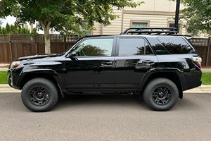 Toyota 4Runner TRD Pro 2024 en Perfecto Estado - Product Image 5