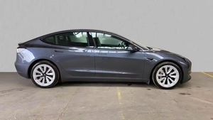 Modelo 3 2021 Usado en Buen Estado a Precio de Mayoreo, 4 Puertas, Automático, Bajo Kilometraje, Sin Problemas Mecánicos, Listo para Conducir - Product Image 3