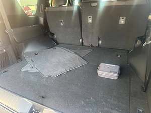 Limpio seminuevo 2022 Lexu-s LX600 lujo - Product Image 5