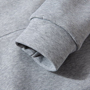 Ensemble de survêtement deux pièces épais avec impression sérigraphique, pantalon de survêtement délavé à l'acide et sweat à capuche avec poches zippées - Product Image 3