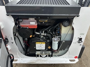 รถตักล้อยางแบบมีรางตีนตะขาบ รุ่น T66 ปี 2023 พร้อมห้องโดยสารแบบปิด เครื่องยนต์แคตเตอร์พิลลาร์ รับน้ำหนักได้ 5 ตัน - Product Image 2
