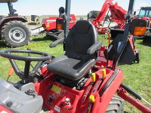 รถแทรกเตอร์ขนาดเล็กสำหรับงานฟาร์ม GC1725MB แมสซีย์เฟอร์กูสันรถแทรกเตอร์สำหรับสวนแบบ2WD รุ่นใหม่24/25/22HP 2024 - Product Image 2