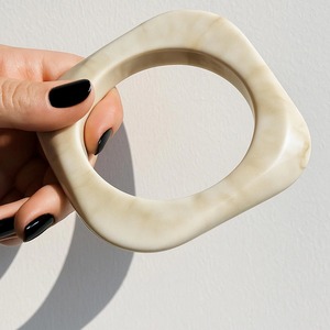 Brazaletes de Resina de Moda de Proveedor Indio, Pulseras Artísticas o Coloridas para Mujer, Disponibles para Compra al por Mayor - Product Image 6