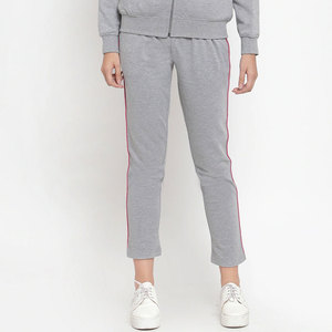 Vêtements pour femmes Survêtements deux pièces Ensembles de vêtements de sport Vêtements décontractés Ensemble 2 pièces pour femmes Trending Survêtements de haute qualité - Product Image 5