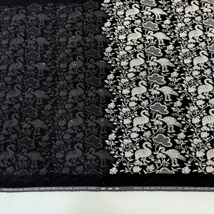 Fabrication de tissu de broderie en velours non tissé pour vêtements de mariage-Garçons et filles - Product Image 5