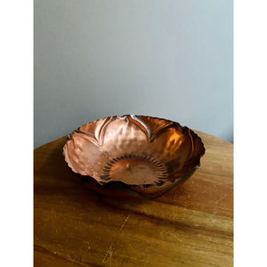 Bol en cuivre élégant pour la décoration de la cuisine et le service des aliments, ajoutant un charme rustique et chaleureux à toute pièce ou à toute table, décoration quotidienne - Product Image 6