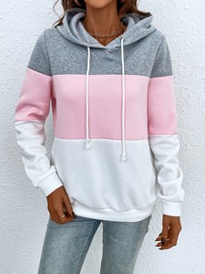 เสื้อฮู้ดผู้หญิงลำลองสำหรับฤดูหนาว ผ้าฝ้ายฟลีซพิมพ์ลายบล็อกสี พร้อมปรับแต่งได้เต็มรูปแบบ - Product Image 3