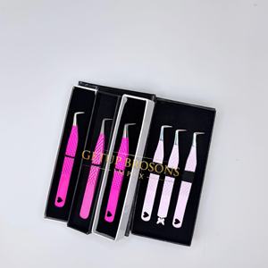 Pestañas Antiestáticas GETUP BROSONS IMPEX de Acero Inoxidable con Recubrimiento en Polvo de Color Rosa Intenso/Rosa Claro y Diseño de Corazón - Product Image 1