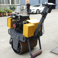 Mini rouleau compresseur à pied de mouton OEM 300 kg-700 kg, moteur essence/diesel, équipement de terrassement, pompe hydraulique Eaton, moteur principal du compacteur