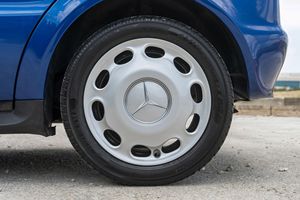 Offre exceptionnelle : Mercedes-Benz A 140 de 1998, propre et prête à être expédiée - Product Image 6