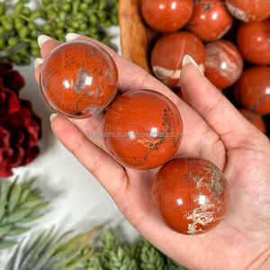 Esfera de Cristal Pulida de Jaspe Rojo Natural, Piedra Curativa - Product Image 2