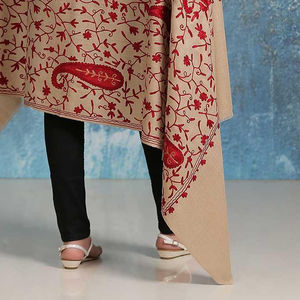 Chal de Lana Bordado de Diseño Único de Alta Calidad y Más Vendido a Precio Económico, Nuevo Estilo 2025 para Mujer, en Oferta - Product Image 5