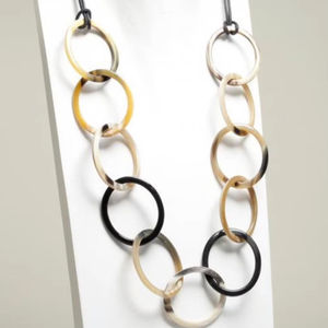 สร้อยคอจี้รูปเขาควายธรรมชาติทำด้วยมือสินค้าใหม่สำหรับผู้หญิงและเด็กผู้หญิงสีธรรมชาติที่เป็นเอกลักษณ์โดยงานฝีมือ HF - Product Image 1