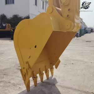 Excavatrice Komatsu PC210 d'occasion, 22 tonnes, godet de 1,2 m³, marque japonaise d'origine, excavatrice de construction sur chenilles moyennes, faible nombre d'heures, certifiée CE - Product Image 5