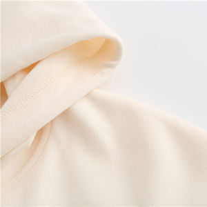 เสื้อครอปแขนยาวมีฮู้ดบุผ้าฝ้าย 100% สำหรับผู้หญิง ขายดี เป็นมิตรกับสิ่งแวดล้อม สวมใส่สบายในฤดูหนาว รับสกรีนโลโก้ - Product Image 3