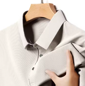 Camiseta de Verano para Hombre, Estilo Casual de Negocios, 100% Poliéster, Cuello en V, Manga Corta, 180 Gramos, Sin Costuras, Cómoda y de Secado Rápido - Product Image 3