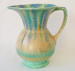 Carafe à eau en résine de polyester au design classique pour intérieur, texture résine avec motif tourbillon abricot aquatique, pour cuisine et cadeaux de Noël - Product Image 1