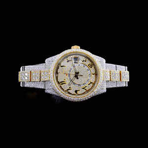 Reloj analógico de acero inoxidable de calidad inmejorable Lujo Nuevo Iced out Moissanite Diamond VVS Clarity Impermeable - Product Image 1