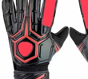 ถุงมือผู้รักษาประตูน้ำหนักเบาสไตล์ใหม่ออกแบบและโลโก้ตามต้องการ - Product Image 3