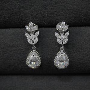 925 estampado D Color VVS1 plata Moissanite joyería pera gota pendientes para Opción de regalo para colección de joyas de moissanita de plata - Product Image 2