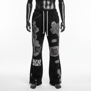 Pantalon homme tendance en denim délavé, 320 GSM, doux et chaud, noir avec panneau gris, logo personnalisé brodé, impression tendance - Product Image 1