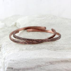 Bracelet en cuivre pur fait à la main pour hommes femmes arthrite soulagement de la douleur guérison bracelet de thérapie magnétique conception de manchette ouverte réglable - Product Image 3