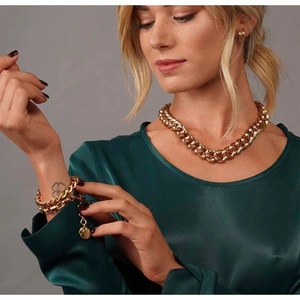 Fabriqué en Italie Boucles d'oreilles pour femmes de haute qualité - Product Image 2