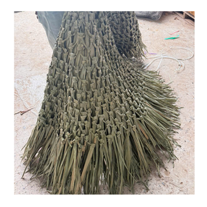 Parapluie de toit en feuille de palmier naturel pour une utilisation dans les sites en plein air, les zones de plage et les zones d'accueil en plein air du Vietnam - Product Image 3