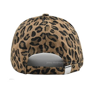 Gorra de Béisbol con Diseño Personalizado de Leopardo, Visera de Algodón y Poliéster, Gorra Deportiva con Logotipo Bordado Personalizado, Fábrica en Vietnam - Product Image 4