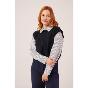 Suéter de Punto Azul Marino para Mujer con Detalle en Mangas y Cuello, Venta al por Mayor de Chalecos y Abrigos sin Mangas - Product Image 6