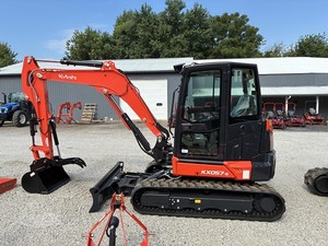 Mini-excavatrice d'occasion Kubota KX057-5 de 2023 pour la construction, type sur roues, poids opérationnel de 3 à 5 tonnes, godet hydraulique KYB - Product Image 2