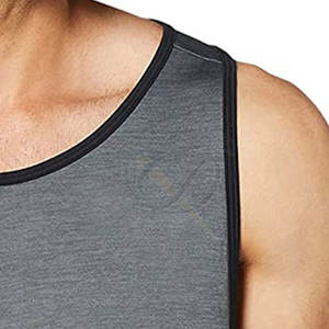 Débardeurs personnalisés en gros pour hommes, vêtements de sport tricotés respirants de couleur unie dans un style décontracté - Product Image 6
