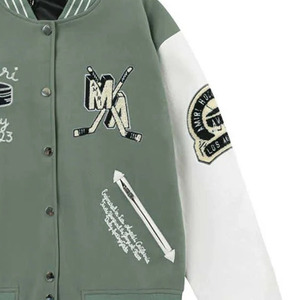 Chaquetas Varsity de Piel de Oveja de Alta Calidad Anti-UV para Hombre y Mujer, Nuevo Estilo con Cuello Alto, Todas las Tallas y Colores, Lana de Baja Densidad - Product Image 2